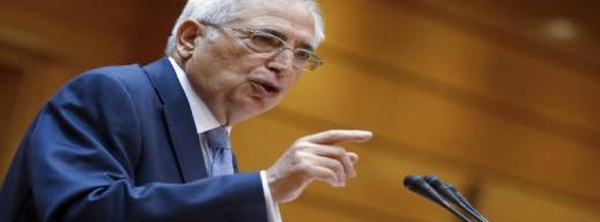 لعبة اليمين الإسباني.. كيف يمارس "رئيس مليلية" "التهويل الإعلامي" ويستعمل الرباط لضرب سانشيز