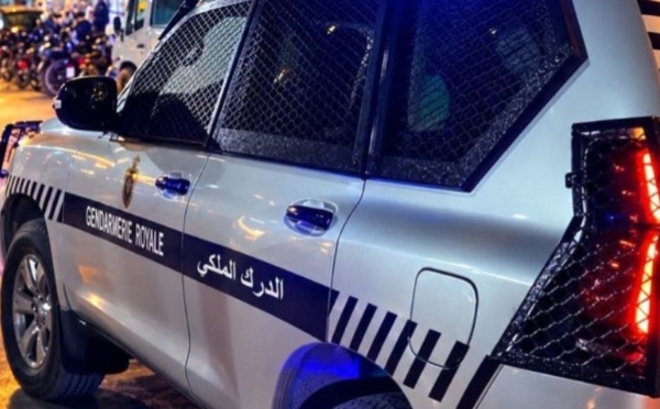درك زايو يوقف عشرينيا مبحوثا عنه وفي حوزته 15 قنينة خمر ومخدرات